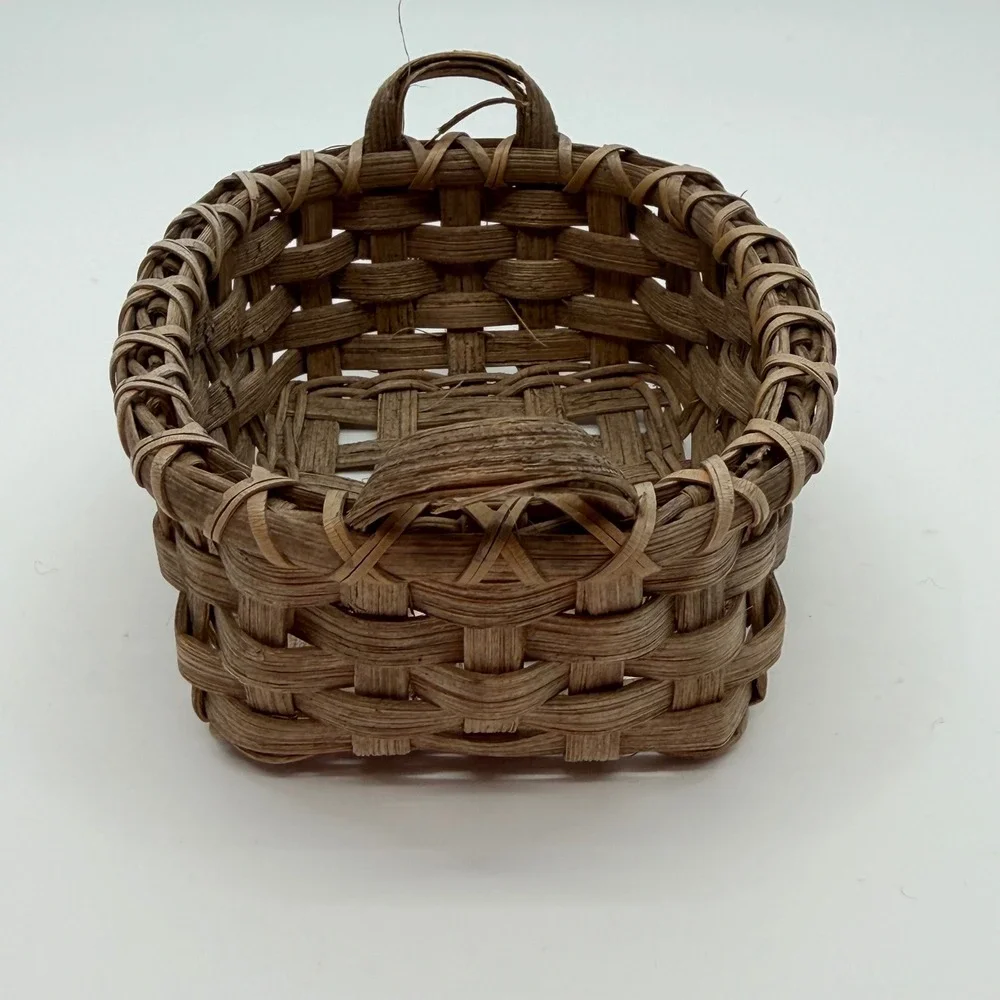 Vtg 70s Miniature Handwoven Gathering Basket Mini Primitive Rustic Cottage Decor